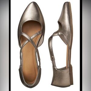 GAP SZ 8 flats shoes Metallic ballet pointed style comfort & fashion. GUC